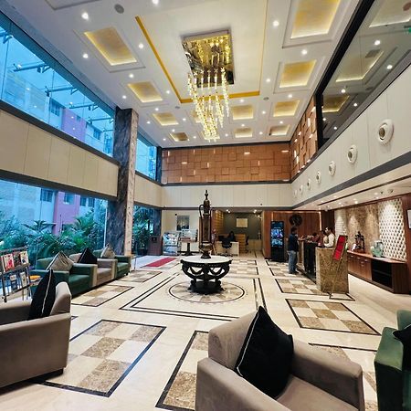 Golden Retreat Hotel Baharampur Ngoại thất bức ảnh