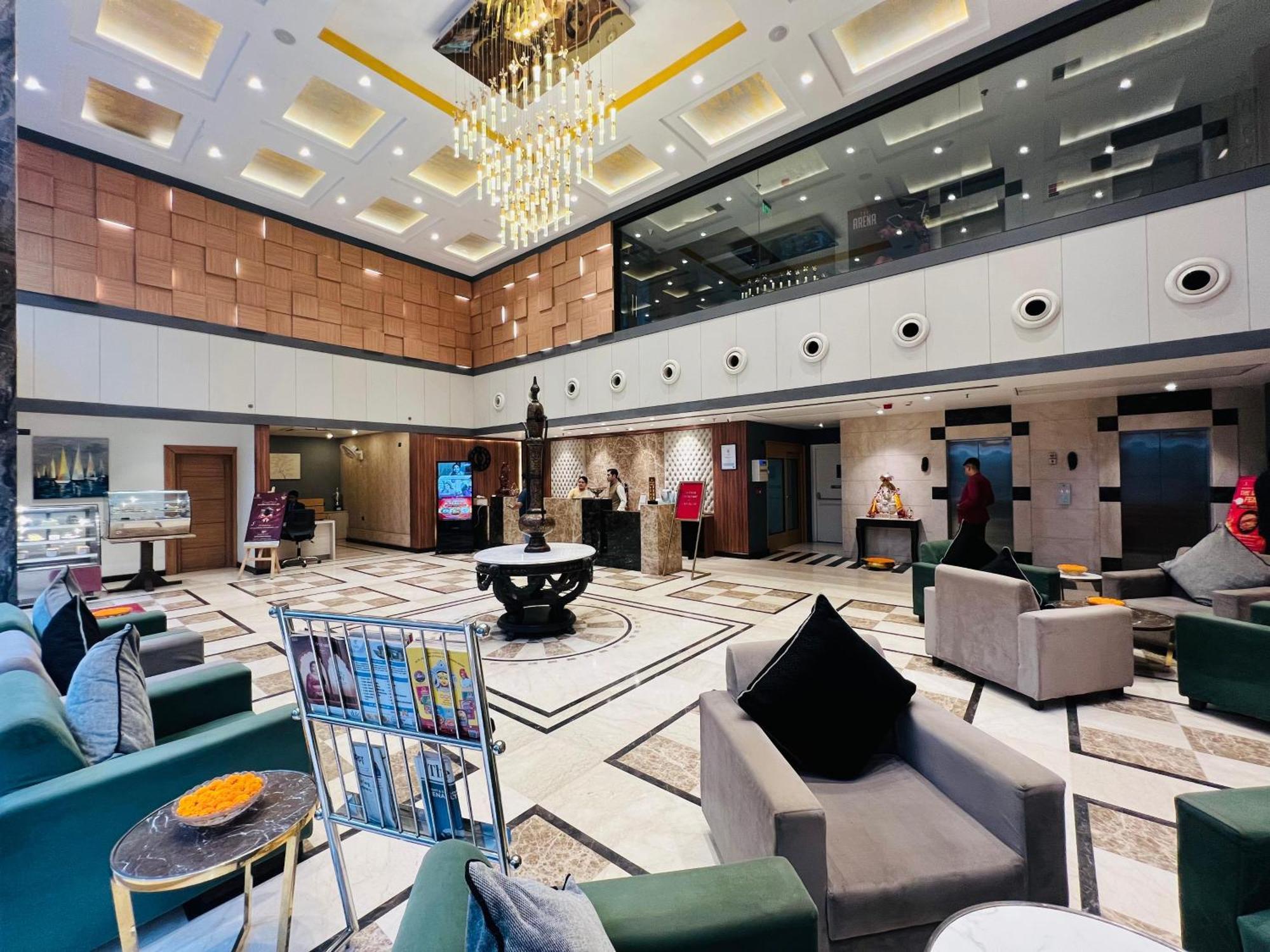 Golden Retreat Hotel Baharampur Ngoại thất bức ảnh